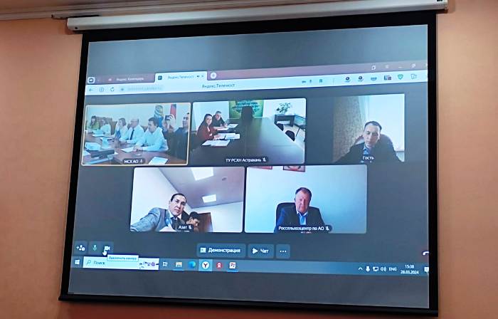 Астраханские аграрии готовы увеличить объемы экспорта сельхозпродукции в Атыраускую область