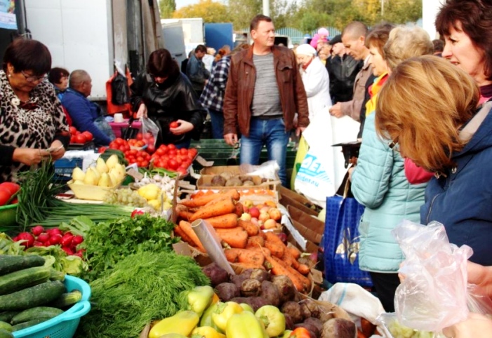 В субботу жителей Астрахани вновь приглашают на сельхозярмарку