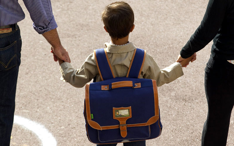 Астраханским родителям не нужно будет предъявлять ПЦР-тест или QR-код для посещения школ и детсадов