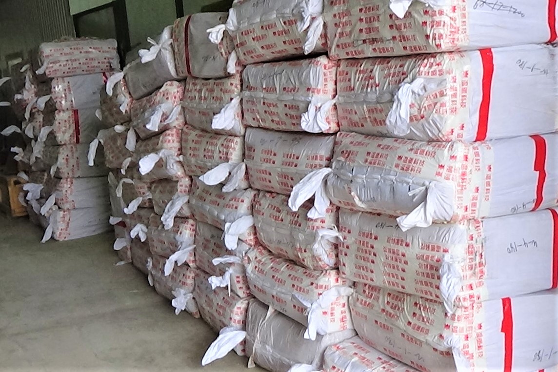 Астраханские таможенники задержали контрафактные полотенца известных брендов на 3,4 млн рублей