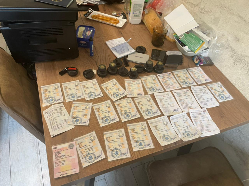 Группа автоподставщиков обманула страховые почти на миллион