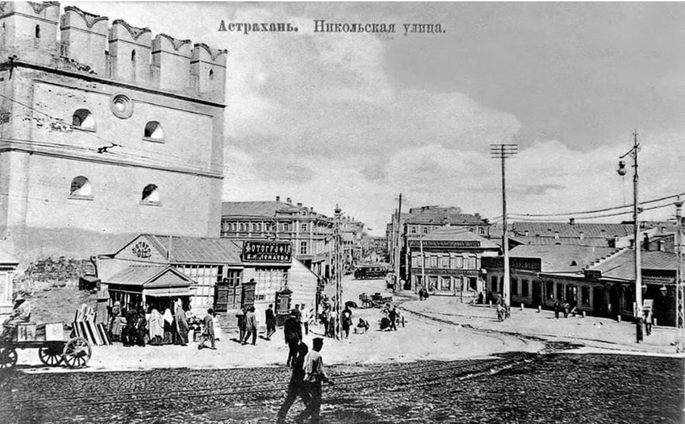 Как в 1997 году появился праздник - день основания Астраханской губернии