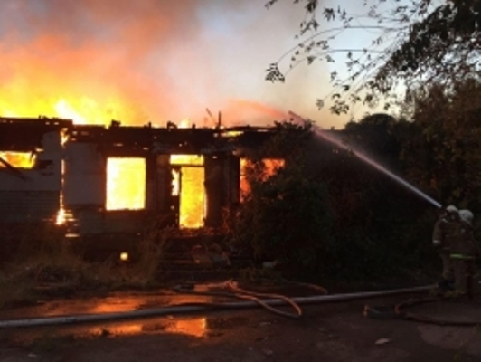 Названа причина крупного пожара в Астраханской области