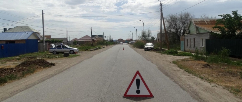 В Астрахани автоледи сбила 12-летнего велосипедиста и уехала