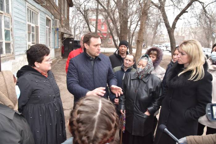 Проверить качество реализации программы по расселению жителей из аварийного жилья в Астрахани приехала комиссия Госдумы