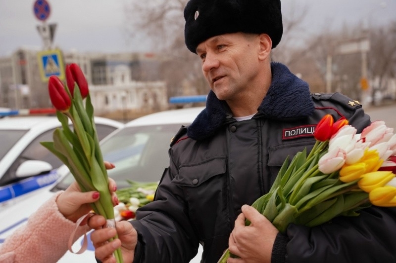 Астраханская полиция устроила «охоту» на женщин-водителей