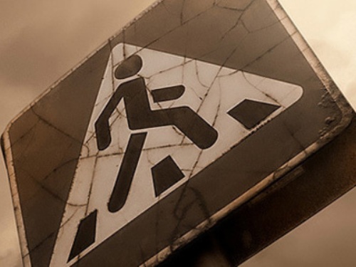 В Астрахани полиция разыскивает водителя, скрывшегося с места ДТП с летальным исходом