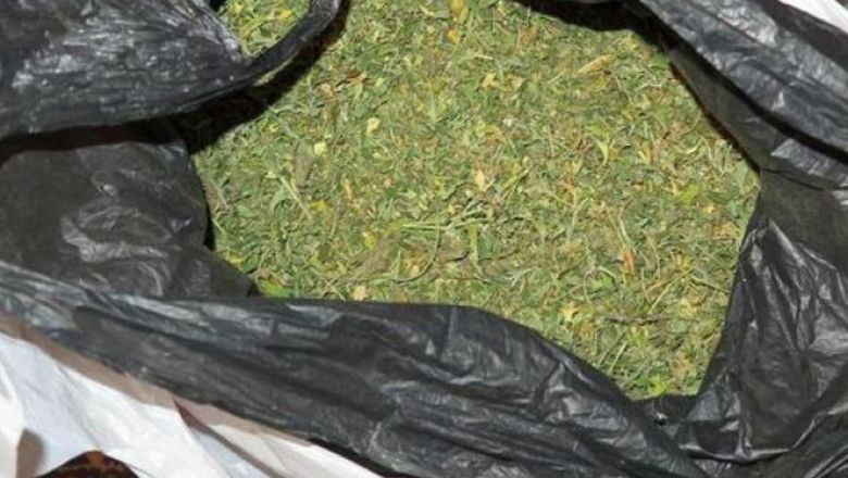 Астраханский сборщик конопли принял полицейского за таксиста