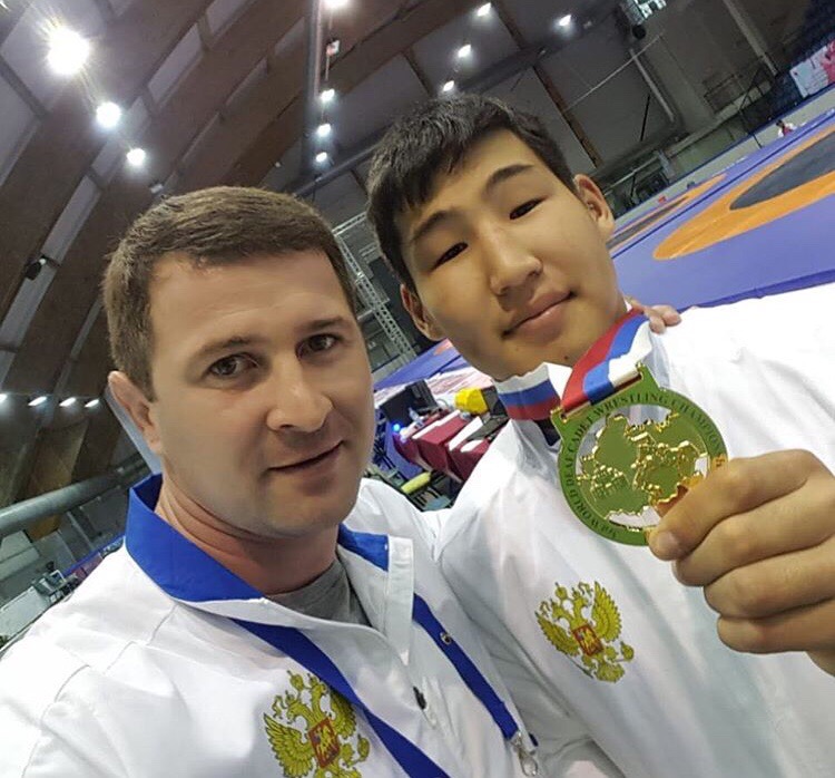 Астраханец завоевал золото на первенстве мира по вольной борьбе