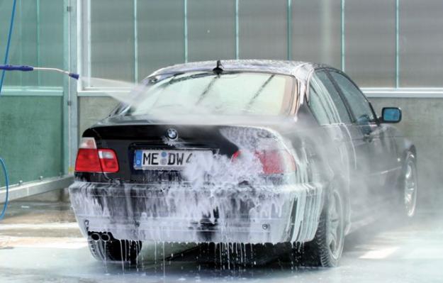 В Астрахани закрыли неэкологичную автомойку