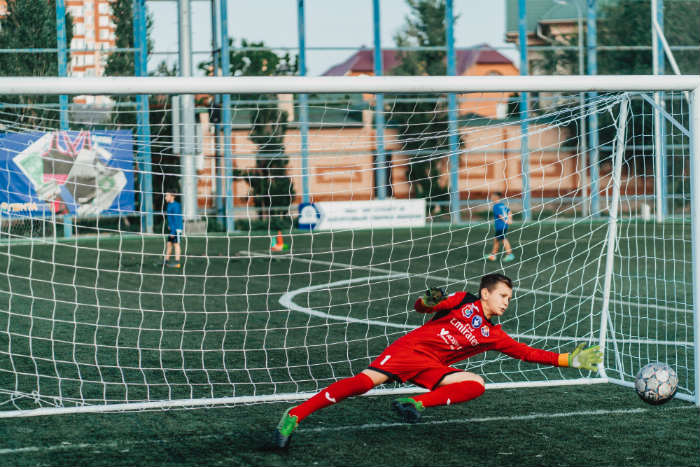 В Астрахани стартовала спортивная акция по футболу