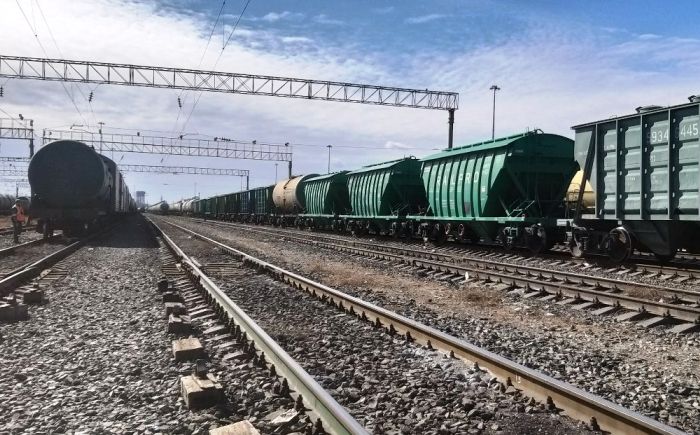 За первые два месяца 2023 года погрузка на железной дороге в Астраханской области составила около 1,3 млн тонн