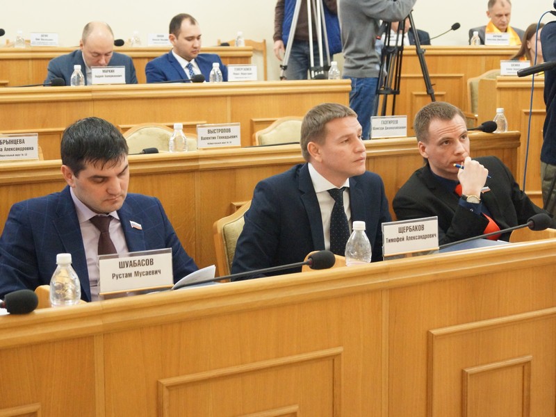 В Облдуме озвучили зарплату астраханского губернатора