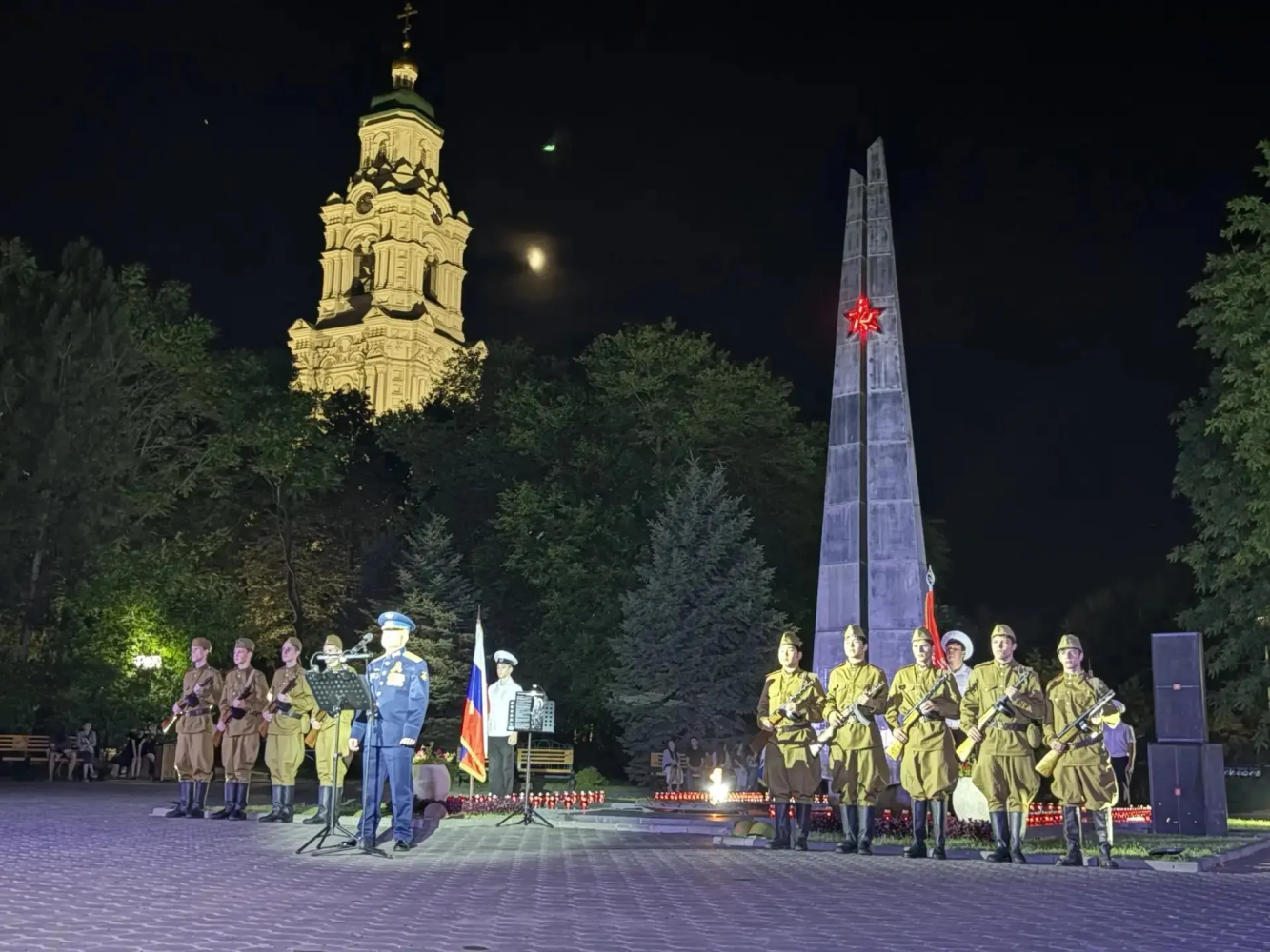 Реквием звучал над ночной Астраханью