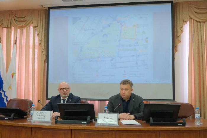 Игорь Редькин мобилизовал полицию, медиков и дворников на подготовку к празднованию Дня Победы