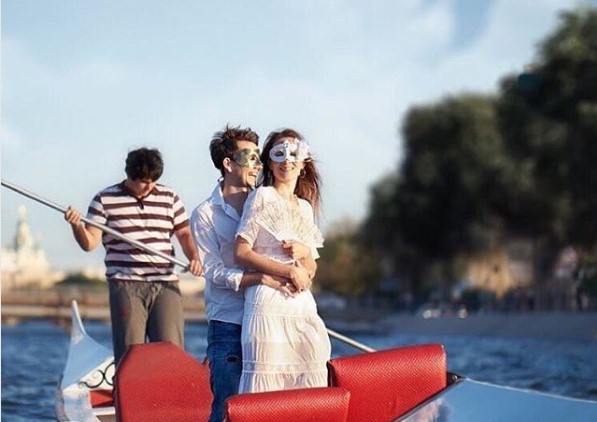 В Астрахани продают венецианскую гондолу