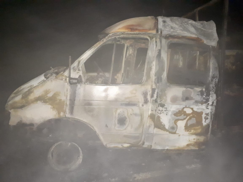 Ночью на астраханской трассе дотла сгорела "ГАЗель"