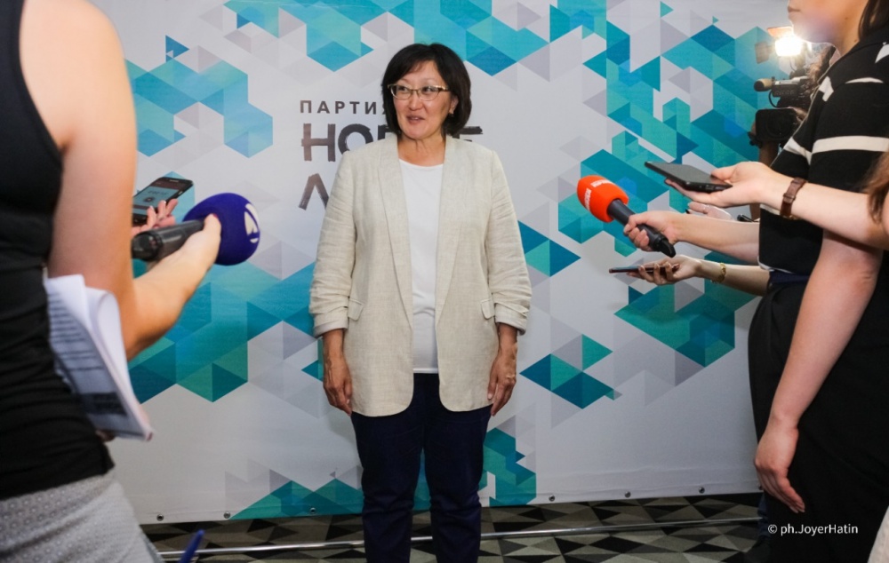 Вернуть прямые выборы мэра и оставить налоги в покое: политик «Новых людей» и «народный мэр» Сардана Авксентьева рассказала, как помочь Астрахани 