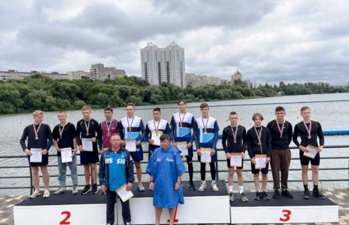 Астраханские юниоры выиграли 7 медалей на первенстве России по гребле на байдарках и каноэ