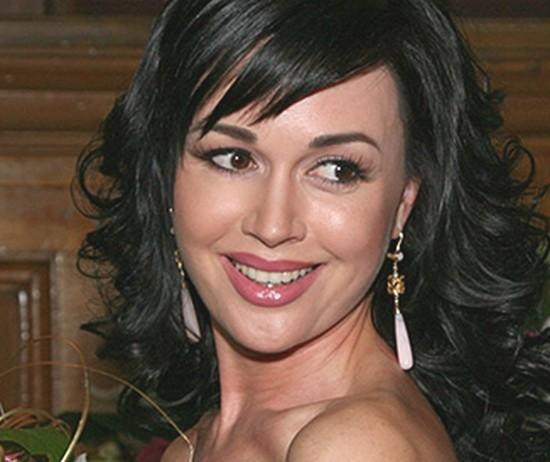 Анастасия Заворотнюк понесет олимпийский огонь в Астрахани