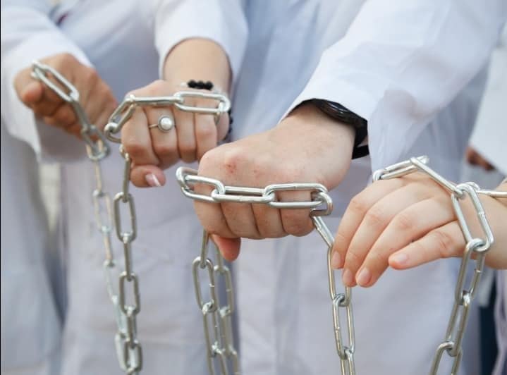 Астраханские медики готовятся к пикету в центре города, но его не согласовали