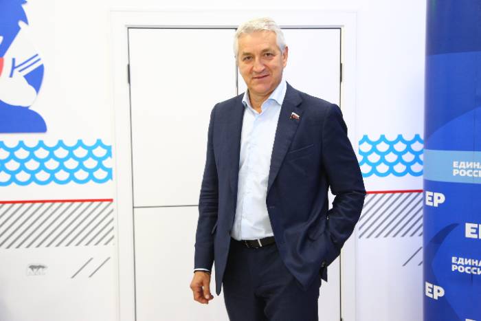 «В Астраханской области множество отцов-героев»: депутат Госдумы РФ Леонид Огуль поздравил астраханцев с Днем отца