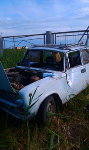 На Началовском шоссе перевернулся автомобиль