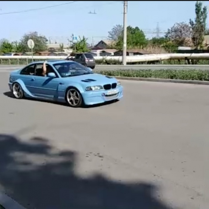 Думает, это круто. Астраханцы засняли опасный дрифт (ВИДЕО)