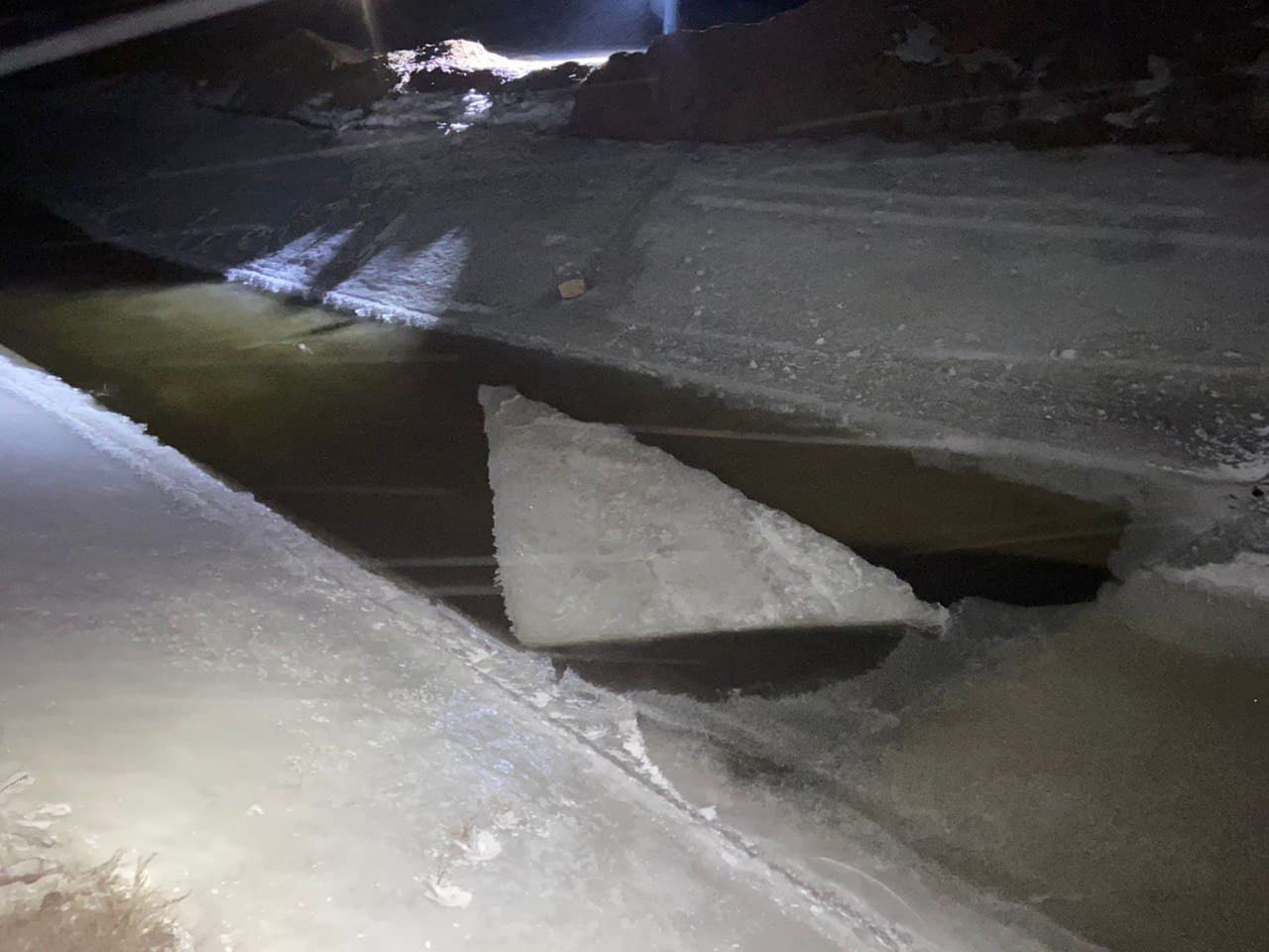 Ахтубинских чиновников и коммунальщиков подозревают в гибели 9-летней девочки