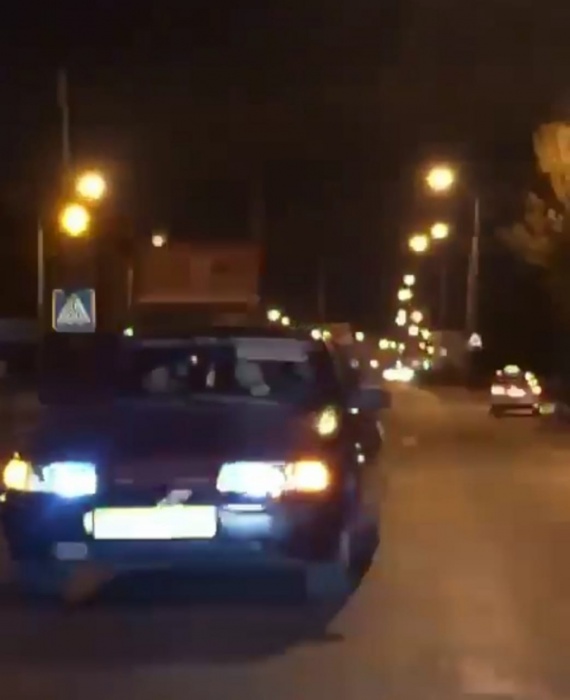 В Астрахани нашли и наказали водителя 10-ки, устроившего на дороге настоящий форсаж