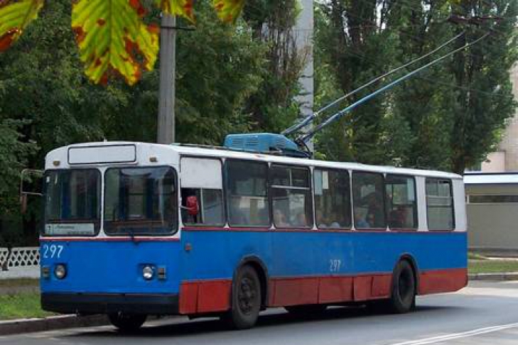  В Астрахани сегодня приостановлена работа троллейбусов из-за ливня