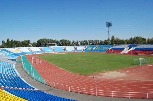 Стадион волгарь. Стадион Волгарь Астрахань. Центральный стадион Астрахань. ФК Волгарь Центральный стадион. ФК Волгарь Астрахань стадион.