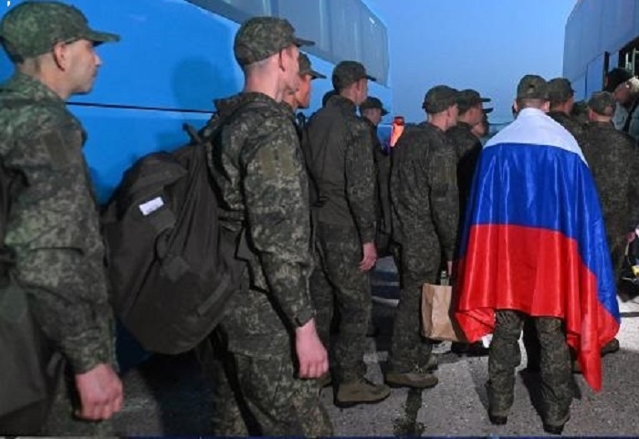 Двух астраханцев вернули на Родину из украинского плена