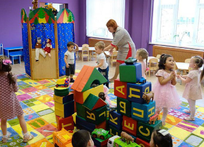 Игорь Бабушкин: главы астраханских муниципалитетов сегодня же отменят решения о ликвидации льгот по родительской плате за детсад