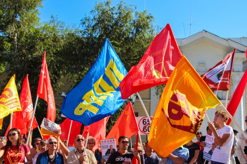 Оппозиционные партии готовы выдвинуть на выборы в Гордуму коалиционных кандидатов, если партсписки отменят