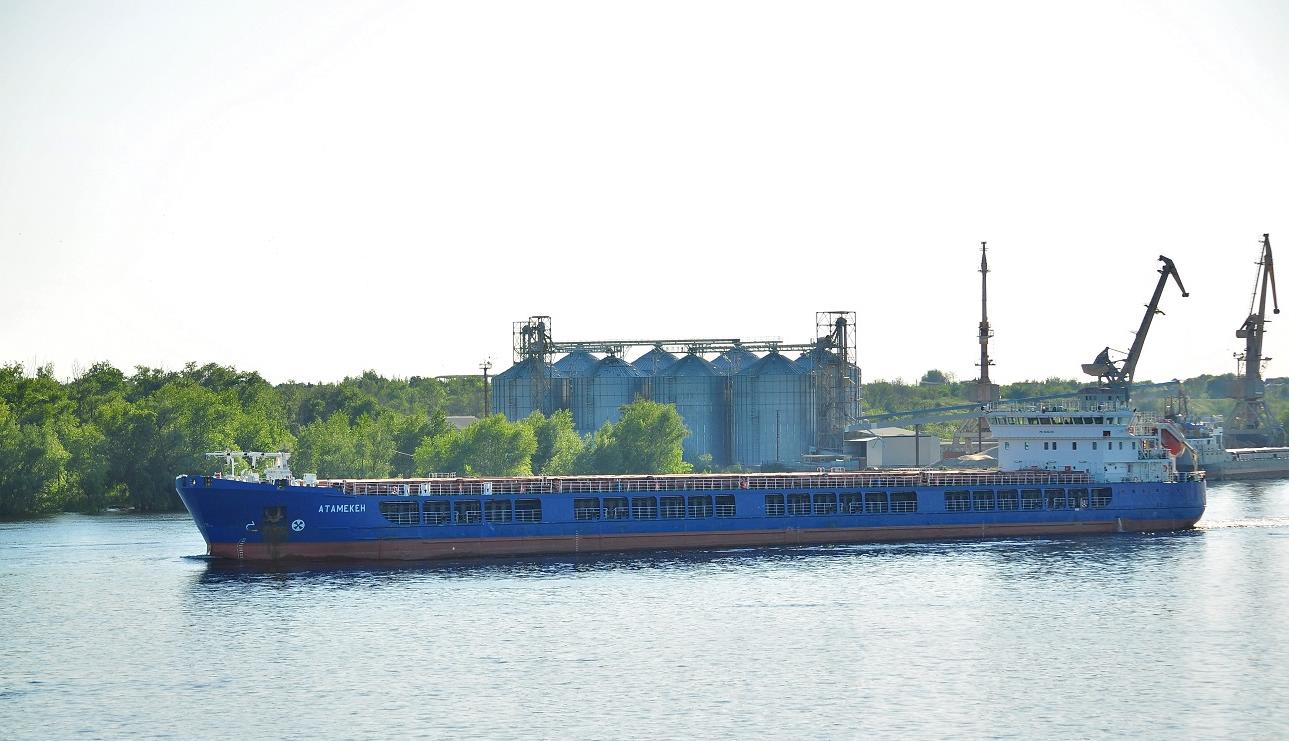 Совет директоров «Астраханского порта» одобрил приобретение сухогруза RSD49 за 1,1 млрд руб. на АО ССЗ «Лотос»