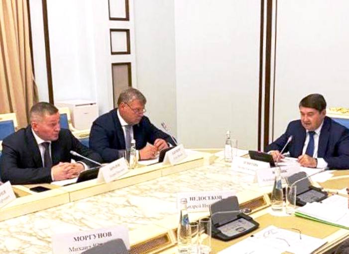 Астраханский губернатор провел заседание рабочей группы Госсовета РФ по программе «Великий Волжский путь»