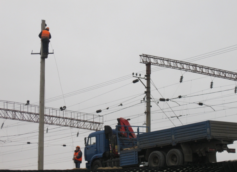 Системы освещения пассажирской инфраструктуры обновили на платформах 190  станций ПривЖД