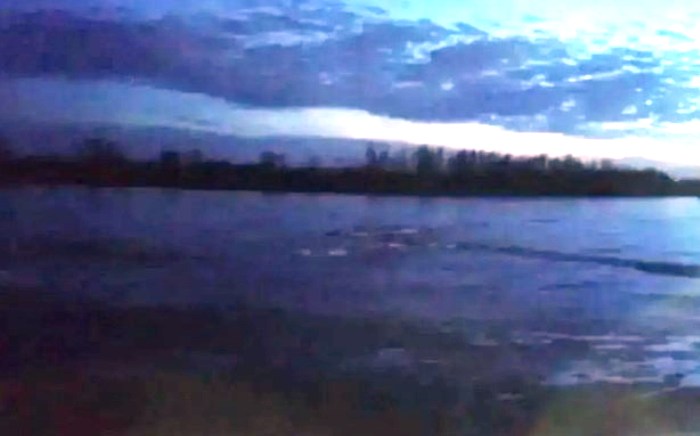 При переходе по льду двое астраханцев провалились в воду. Погиб 76-летний сельчанин