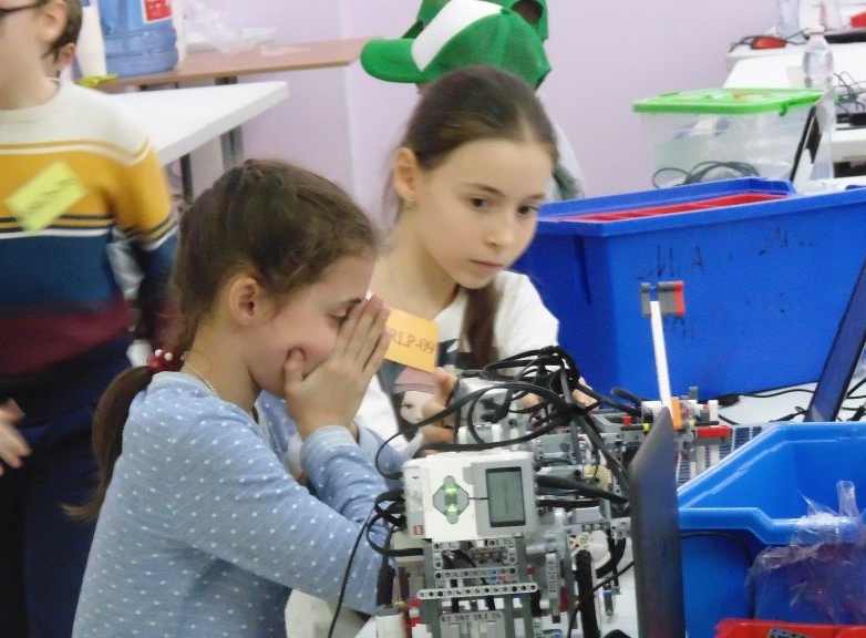 Астраханские роботы победили всех в Сочи