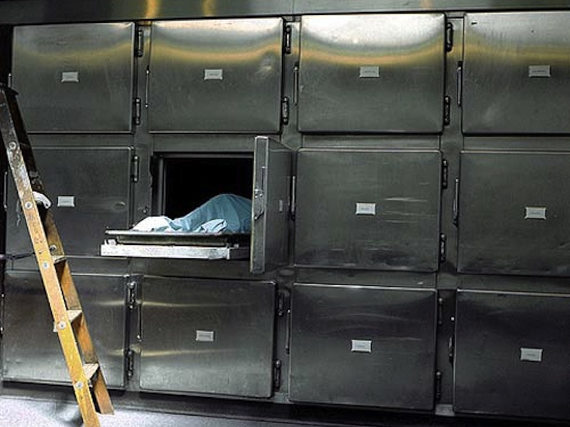 Морги в Астрахани перегружены, хирургический корпус АМОКБ вновь отдают под ковид