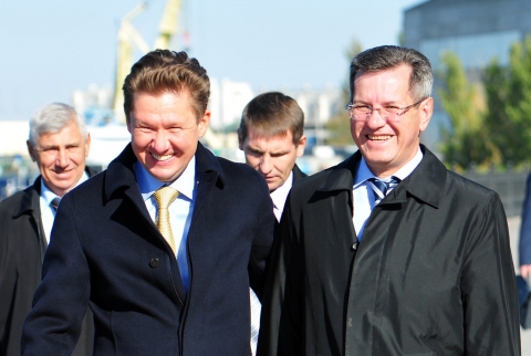 Астраханский губернатор и глава Газпрома обсудят в Москве совместные проекты 