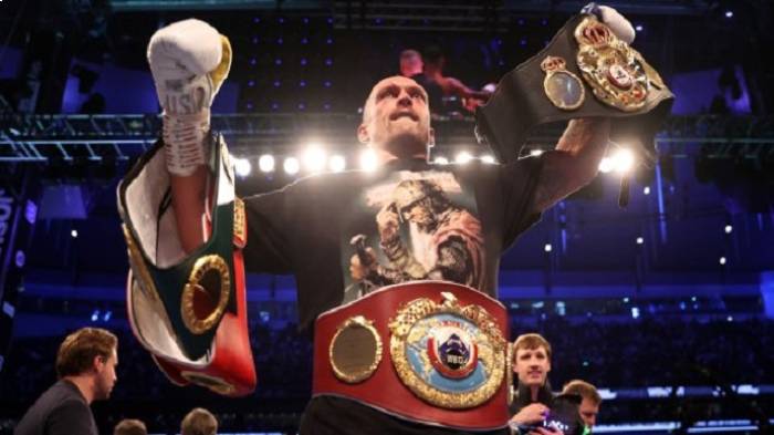 Игорь Бабушкин поздравил украинского боксера Александра Усика с ошеломительной победой над британцем Энтони Джошуа 