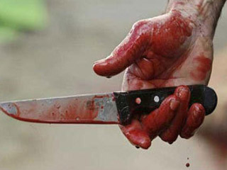 В Волгограде житель Оренбурга ударил ножом в шею астраханку, спутав ее с бывшей девушкой