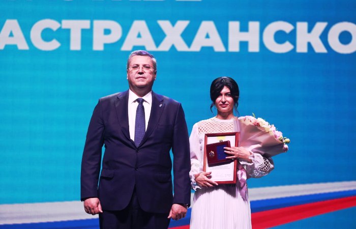 В Астраханской области отметили лучших сотрудников и ветеранов онкологической службы