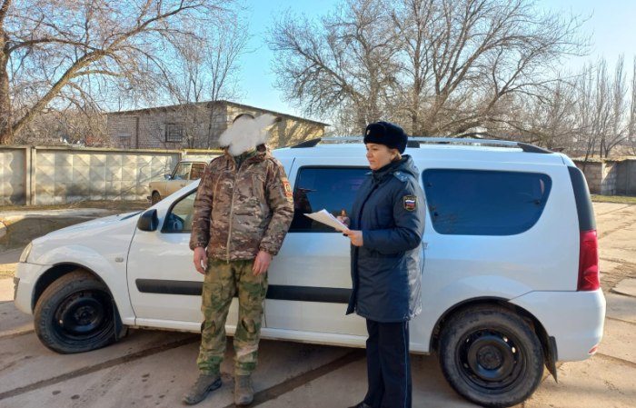 Астраханские приставы передали в зону СВО «Ладу Ларгус» любителя пьяной езды