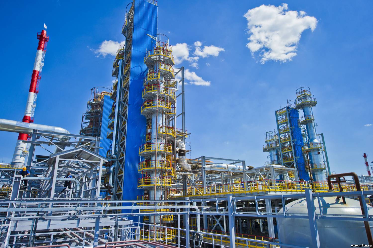 "Газпром" выделит Астраханской области 12 млрд