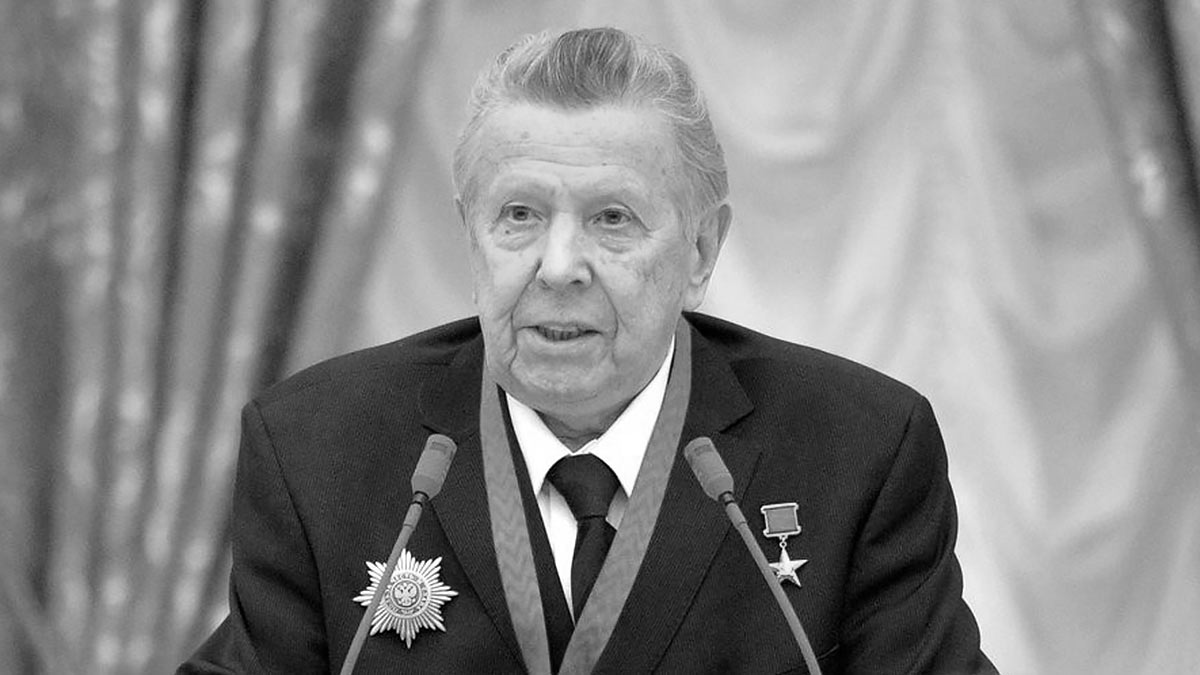 Умер бывший глава минздрава СССР и выдающийся кардиолог Евгений Чазов