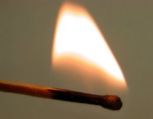 В Астрахани на пожаре погиб мужчина