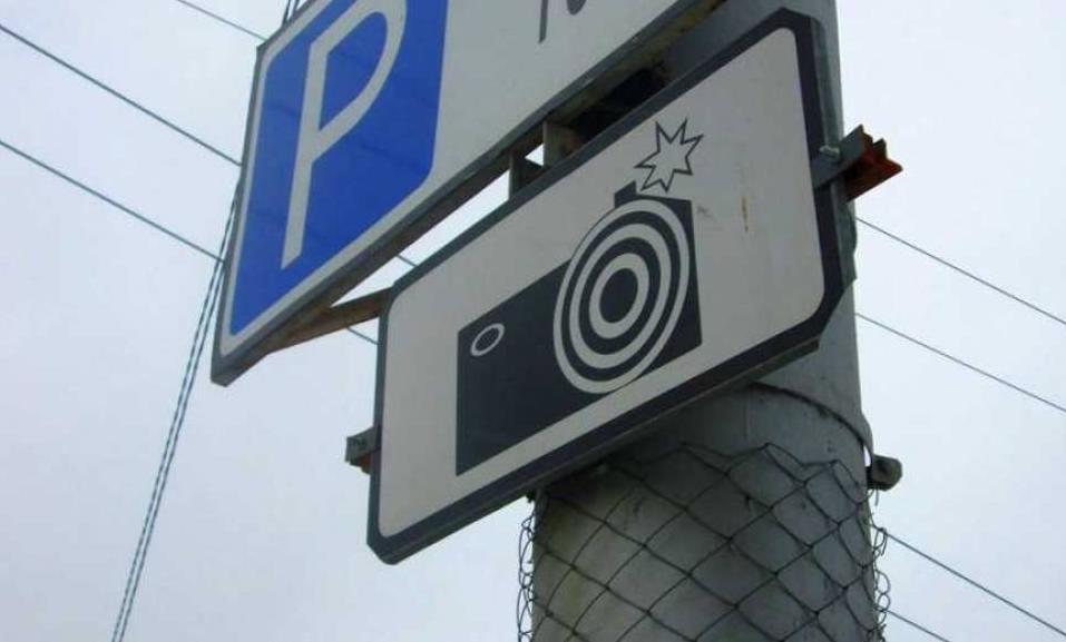 На астраханских улицах снова обновляют дорожные знаки